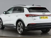 Used Audi Q4 e-tron Black Edition 210 kW (286 HP) 2025 White SUV