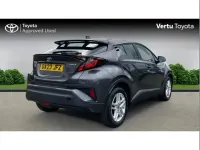 Usado Toyota C-HR 122 HP (89 kW) 2023 Cinzento SUV
