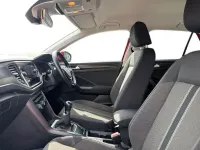 Used VW T-Roc SE 150 HP (110 kW) 2019 Red SUV