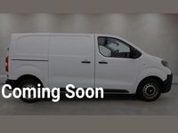 Usado Vauxhall Vivaro S 120 HP (88 kW) 2024 Branco Monovolume