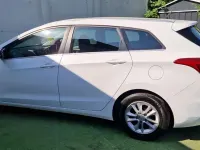 Used Hyundai i30 SE 2017 White Estate
