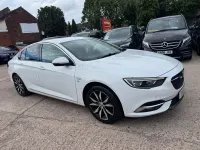 Used Vauxhall Insignia SRi 2018 White Hatchback