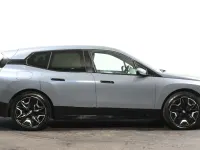 Usado BMW iX M Sport 379 kW (516 CV) 2023 Gris SUV
