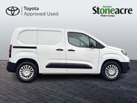 Used Toyota Proace 100 kW (136 HP) 2024 White MPV