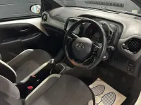 Used Toyota Aygo Trend 71 HP (52 kW) 2021 White Hatchback