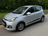 Used Hyundai i10 Premium 67 HP (49 kW) 2016 Silver Hatchback