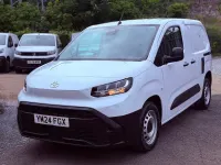 Used Toyota Proace Active 120 HP (88 kW) 2024 White MPV