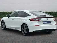 Used Honda Civic Advance 143 HP (105 kW) 2026 Platinum white Hatchback
