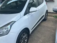 Used Hyundai i10 Premium 67 HP (49 kW) 2015 White Hatchback