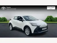 Second-hand Toyota C-HR 140 CP (102 kW) 2024 Alb SUV