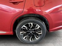 Used Mitsubishi Outlander P-HEV 200 HP (147 kW) 2016 Red Estate