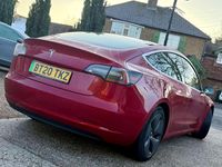 Usado Tesla Model 3 Standard Range 366 kW (498 HP) 2020 Vermelho Sedan