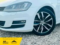Used VW Golf VII Highline 2013 White