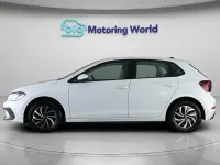 Usado VW Polo S 95 HP (69 kW) 2022 Branco Citadino
