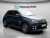 Used Renault 5 E-Tech Komfort 110 kW (150 HP) 2025 Hatchback