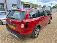 Begagnad Dacia Logan MCV Stepway 95 HK (69 kW) 2019 Röd Kombi