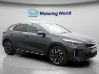 Usado Kia XCeed 160 HP (117 kW) 2023 Cinzento SUV