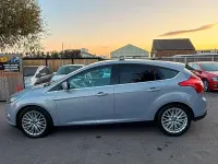 Used Ford Focus Zetec 125 HP (91 kW) 2011 Silver Hatchback