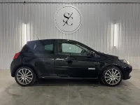Used Renault Clio 201 HP (147 kW) 2010 Black Hatchback