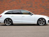 Usado Audi S4 Black Edition 347 HP (255 kW) 2020 Branco Carrinha