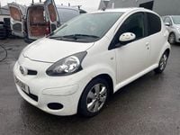 Used Toyota Aygo 2011 White Hatchback