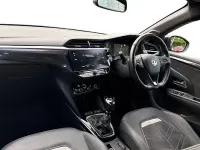 Begagnad Vauxhall Corsa Ultimate 101 HK (74 kW) 2023 Röd Halvkombi