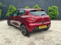Used Renault Clio Iconic 90 HP (66 kW) 2018 Red Hatchback