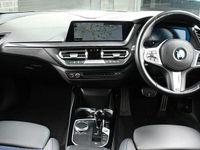 Used BMW 118 M Sport 134 HP (98 kW) 2022 White Hatchback