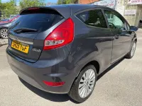 Used Ford Fiesta Titanium 96 HP (70 kW) 2009 Grey Hatchback