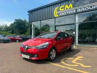 Used Renault Clio Dynamique 75 HP (55 kW) 2015 Red Hatchback