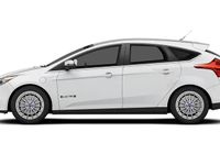 Used Ford Focus Zetec 101 HP (74 kW) 2017 Silver Hatchback