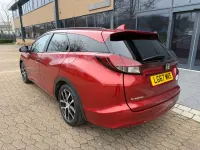 Begagnad Honda Civic Sport 120 HK (88 kW) 2017 Röd Kombi