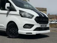 Used Ford Transit Custom Limited 130 HP (95 kW) 2021 White Estate