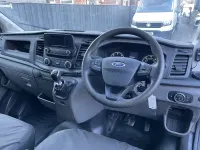 Second-hand Ford Transit 130 CP (95 kW) 2022 Alb Cabrio