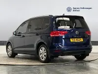 Używany VW Touran SE 150 KM (110 kW) 2022 Niebieski Minivan