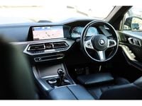 Begagnad BMW X5 M Sport 2019 Grå SUV