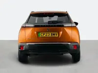 Used Peugeot e-2008 Active+ 100 kW (136 HP) 2023 Orange SUV