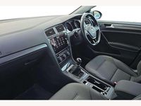 Used VW Golf VII SE 150 HP (110 kW) 2018 Silver Hatchback