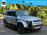 Used Land Rover Defender SE Dynamic 250 HP (183 kW) 2021 Silver SUV
