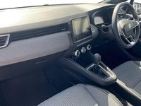 Gebraucht Renault Clio V Techno 143 PS (105 kW) 2024 Blau Kleinwagen
