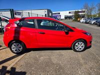 Used Ford Fiesta Studio 82 HP (60 kW) 2014 Red Hatchback