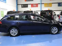 Used VW Golf VII SE 125 HP (91 kW) 2016 Blue Estate