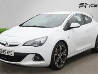 Used Vauxhall Astra GTC Edition 140 HP (102 kW) 2016 White Coupe