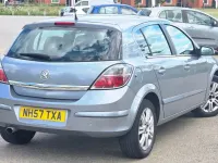 Used Vauxhall Astra Design Edition 2008 Silver Hatchback