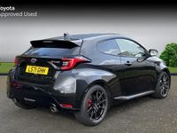 Usado Toyota Yaris 261 HP (191 kW) 2021 Preto Citadino