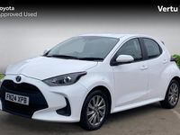 Used Toyota Yaris Hybrid 116 HP (85 kW) 2024 White Hatchback