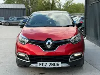Used Renault Captur Signature 90 HP (66 kW) 2017 Red/black SUV