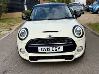 Begagnad Mini Cooper S Hatch 2019 Vit Halvkombi