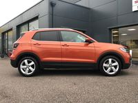 Used VW T-Cross SEL 110 HP (80 kW) 2023 Orange SUV