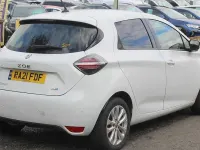 Used Renault Zoe Business 80 kW (109 HP) 2021 White Hatchback